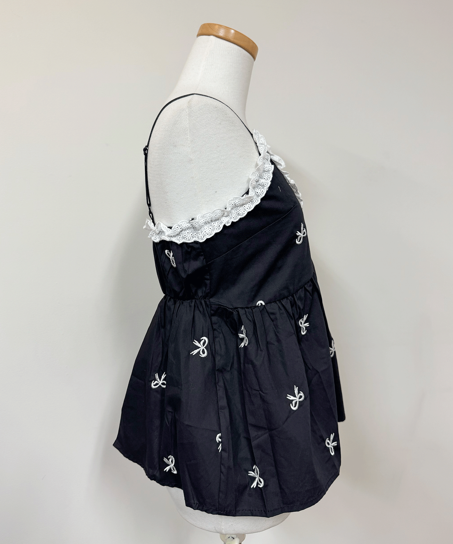 リボン刺繡キャミソール