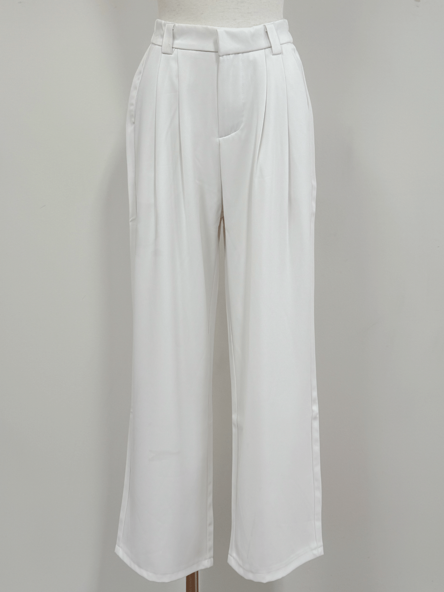 【Official限定価格】タックワイドパンツ