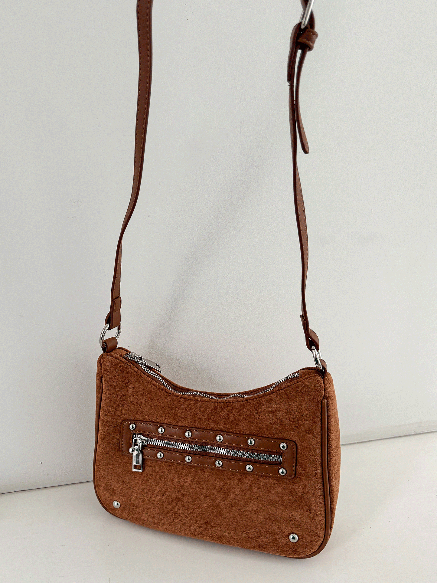 【Official限定価格】スエード２wayスタッズBAG