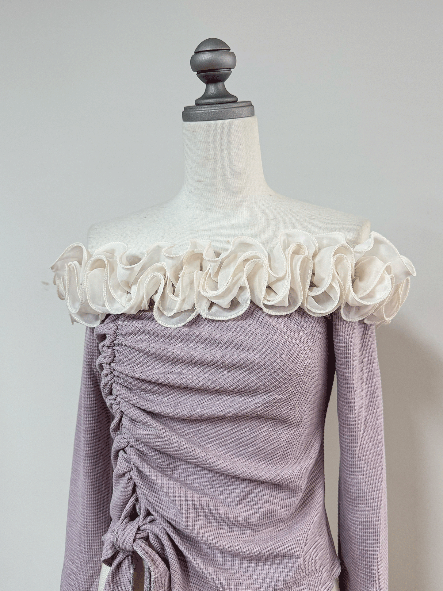 フレンチフリルトップス