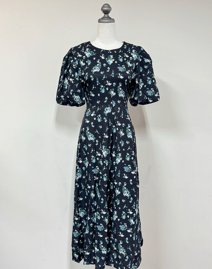 【Official限定価格】花柄ロングワンピース