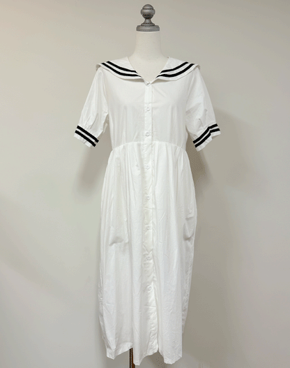 【Official限定価格】セーラー襟ワンピース