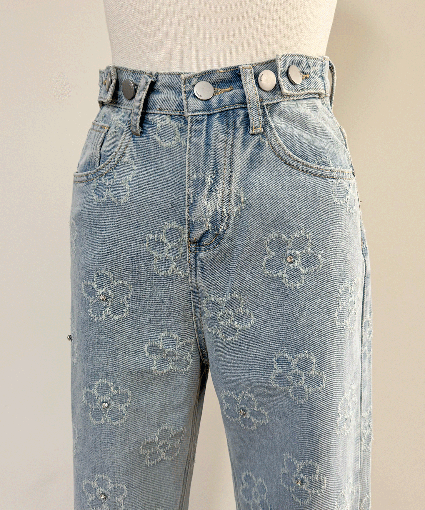 【Official限定価格】デイジー柄デニムパンツ