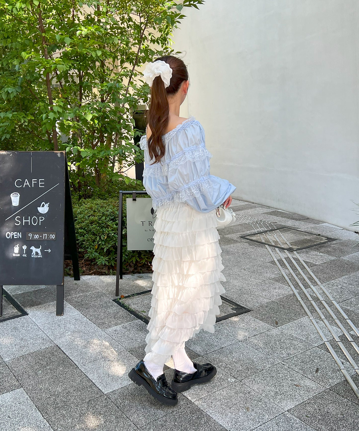 【Official限定販売】2WAYレースブラウス