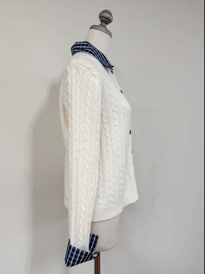 【Official限定価格】チェック襟付きワンポイント刺繡ニット