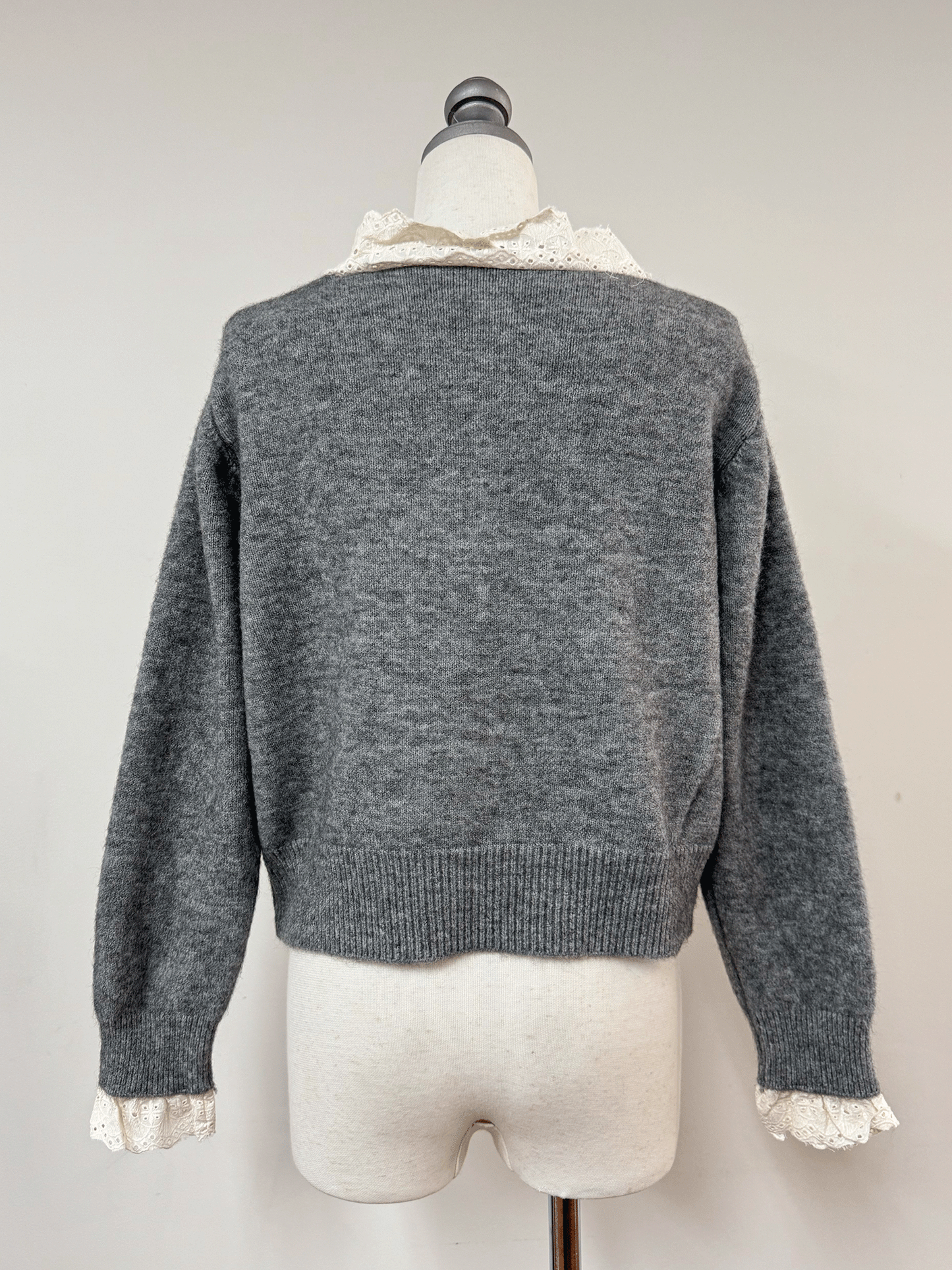 【Official限定価格】ボウタイハートボタンニット