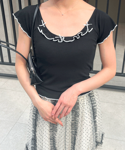 【Official限定】カップ付きリボン半袖リブT