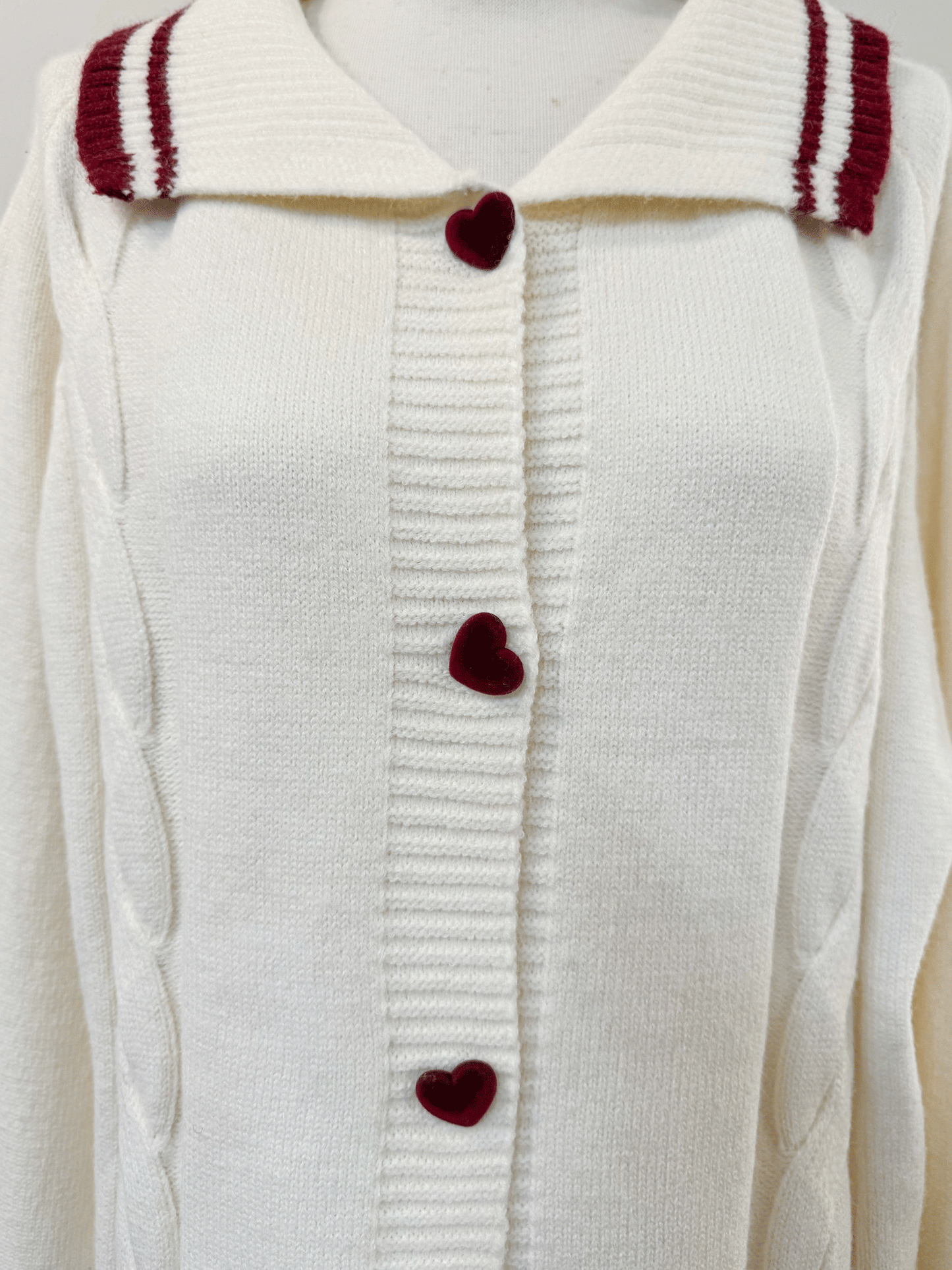襟付きハートボタンオーバーサイズニット