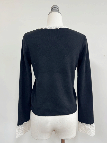 【Official限定価格】レースVネックニット