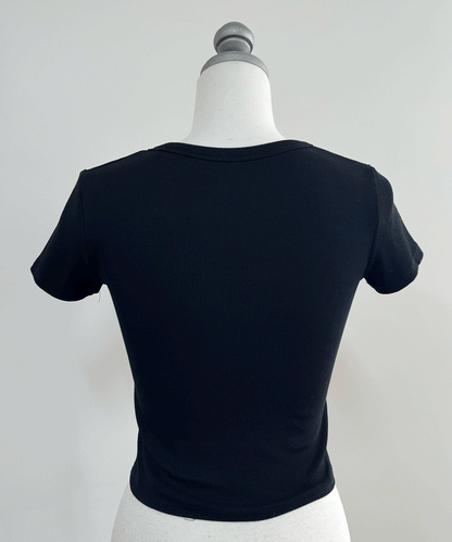 リボンレースアップクロップドTシャツ