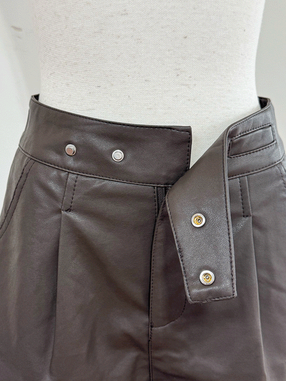 【Official限定価格】レザーショートパンツ