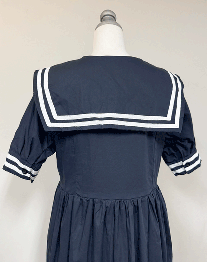 【Official限定価格】セーラー襟ワンピース