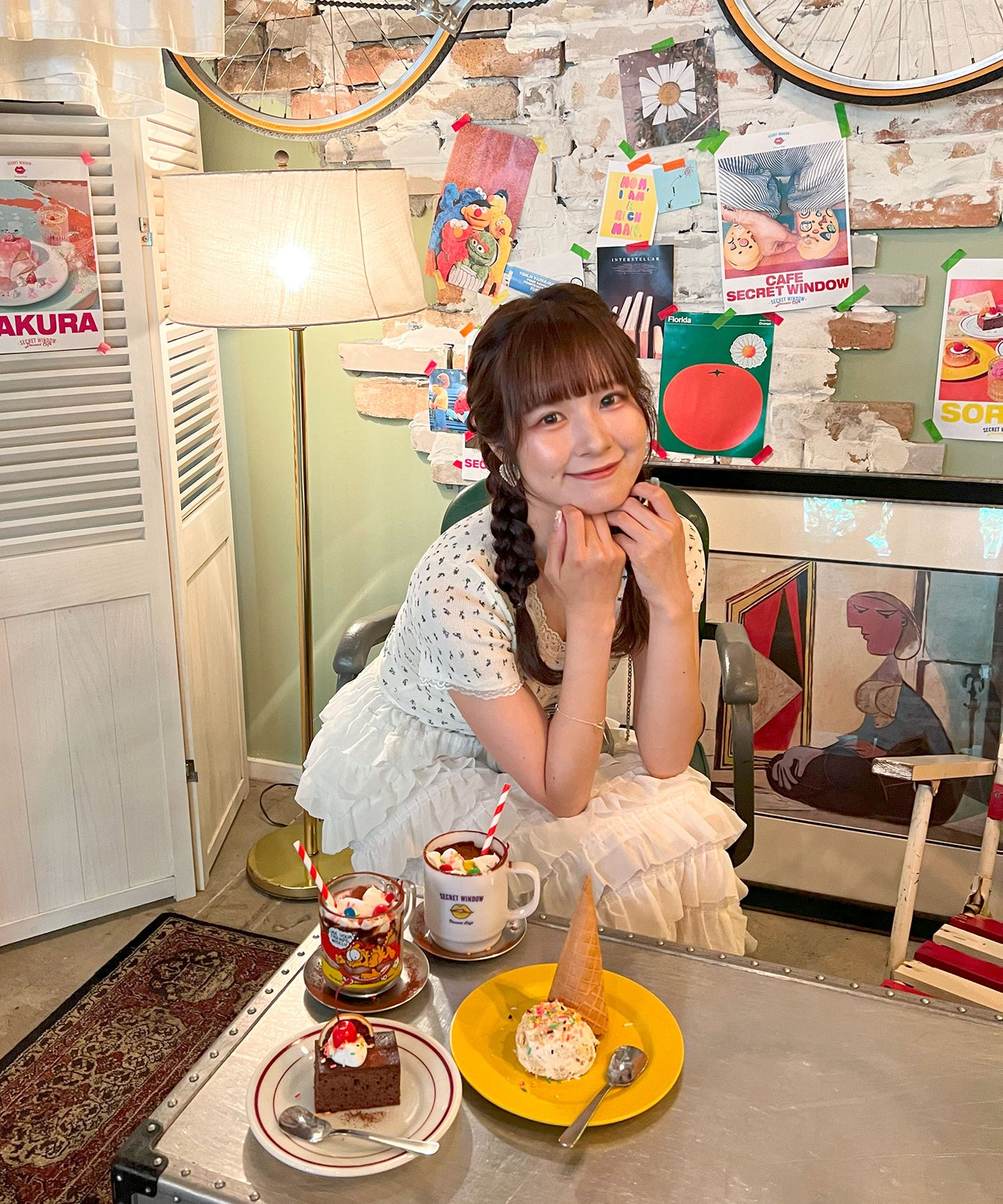 【Official限定販売】Vネック小花柄半袖ニット
