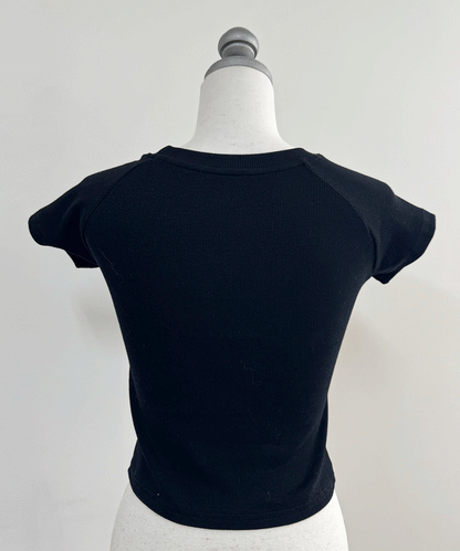 リボン付きクロップドTシャツ