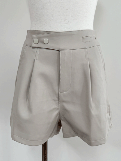 【Official限定価格】レザーショートパンツ