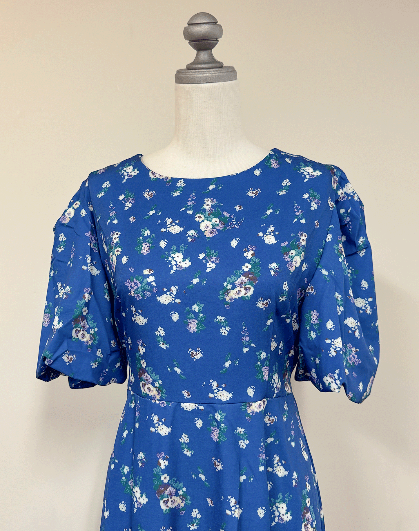 【Official限定価格】花柄ロングワンピース