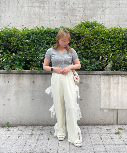【Official限定販売】Vネック小花柄半袖ニット