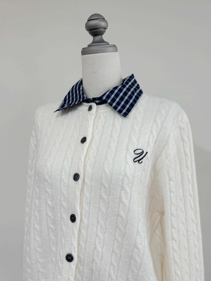 【Official限定価格】チェック襟付きワンポイント刺繡ニット