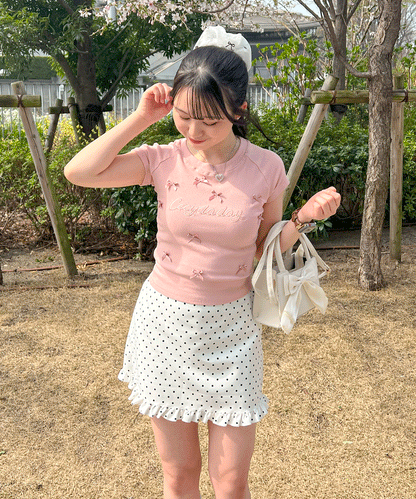 リボン付きクロップドTシャツ