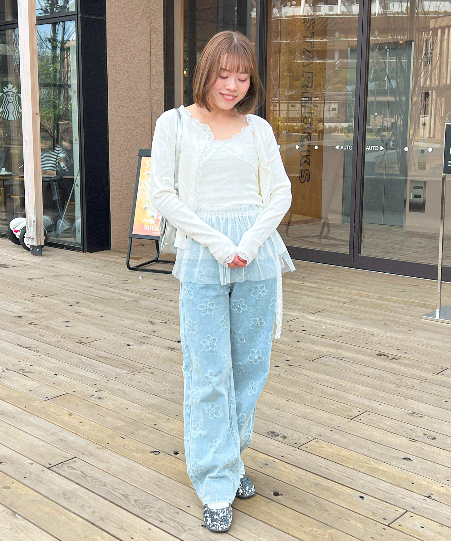 【Official限定価格】デイジー柄デニムパンツ
