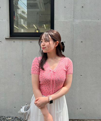 【Official限定販売】Vネック小花柄半袖ニット