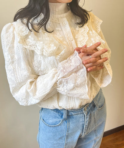 総レースシアーブラウス