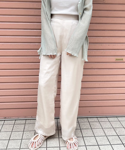 サテンストレートパンツ