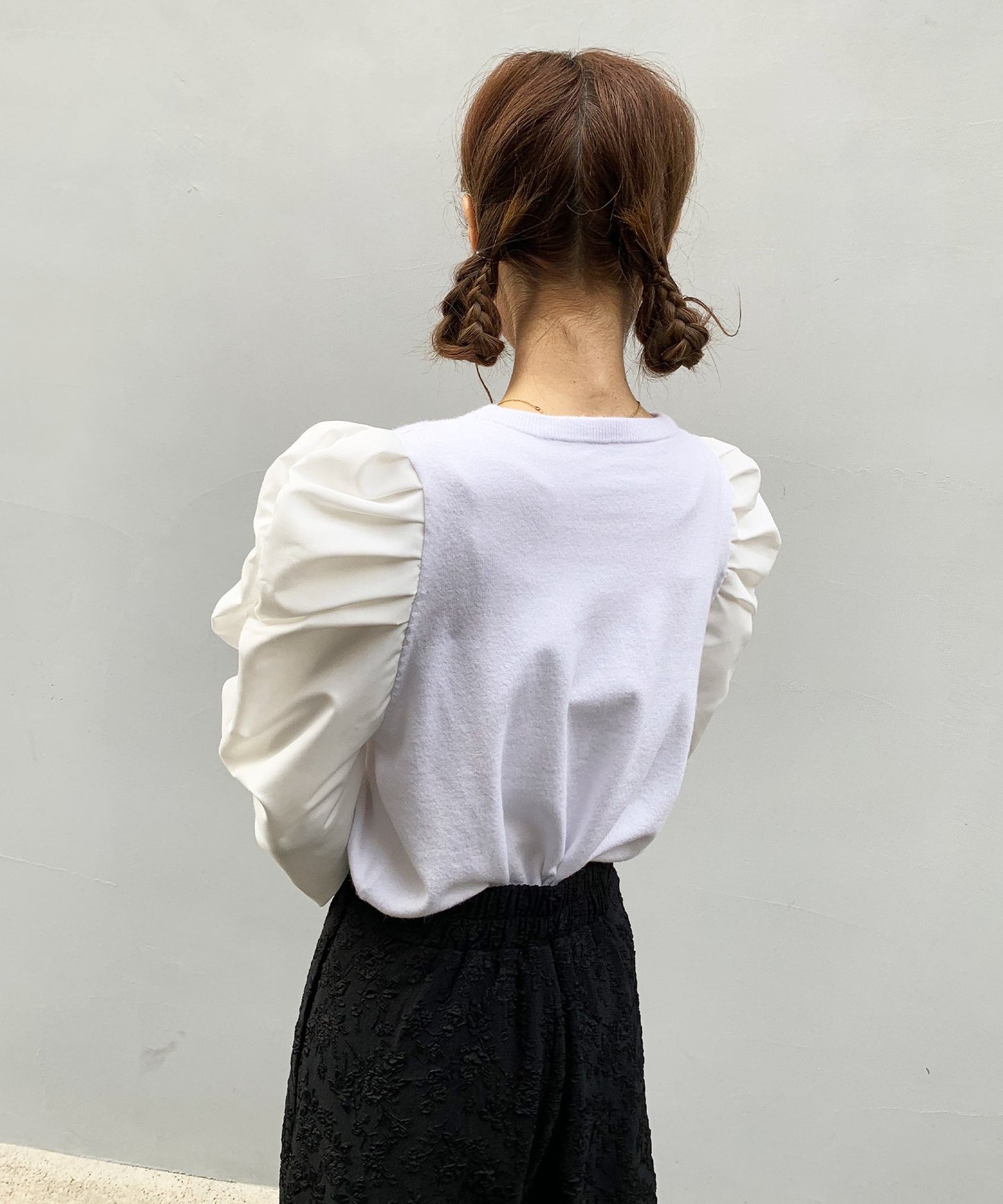 袖コンシャスTOPS