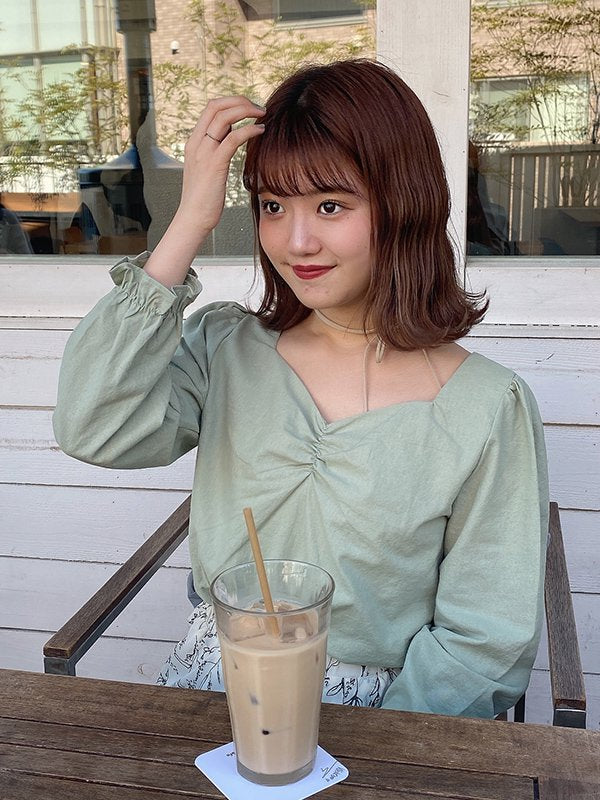 長袖チロルブラウス