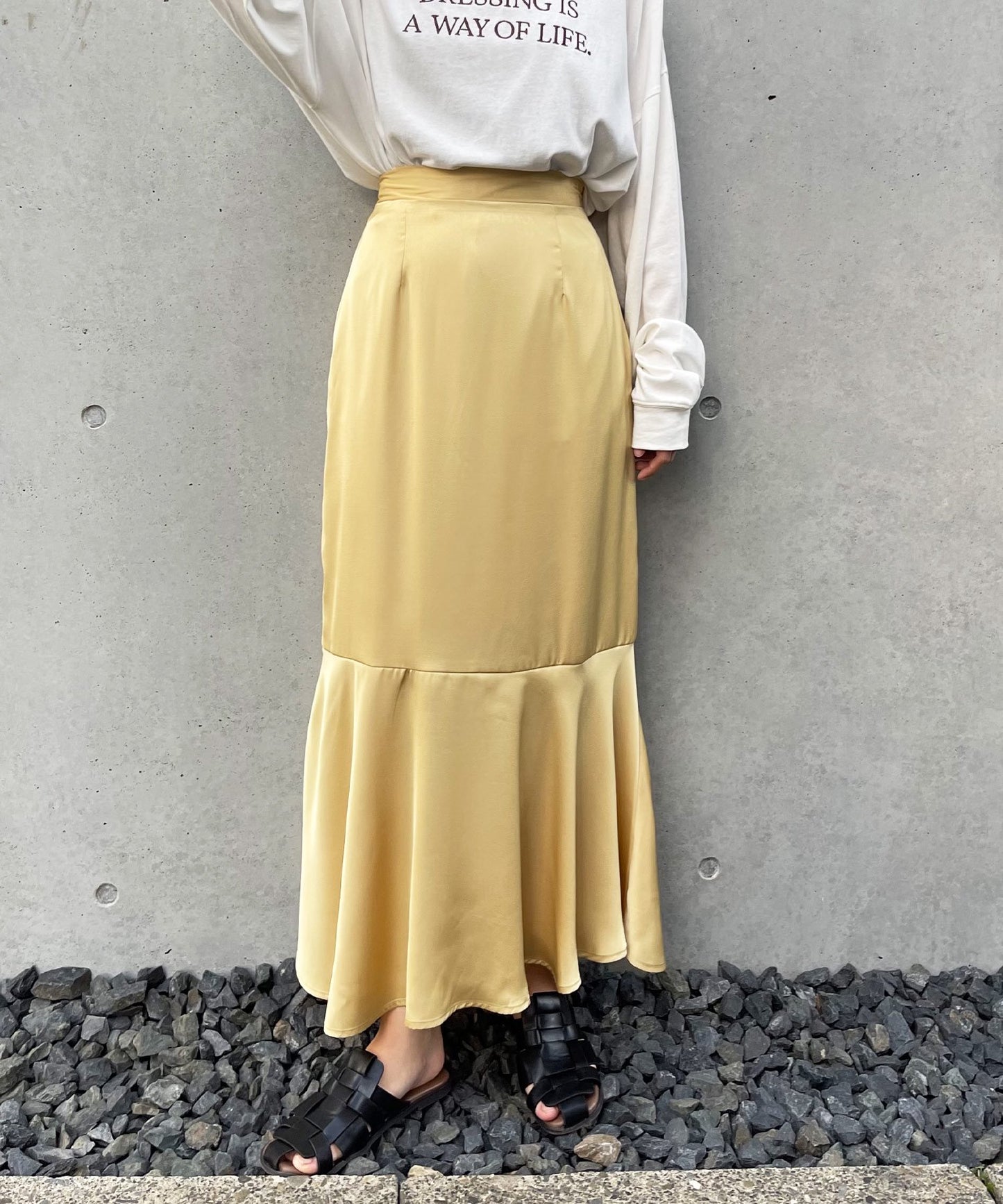 サテンマーメイドスカート