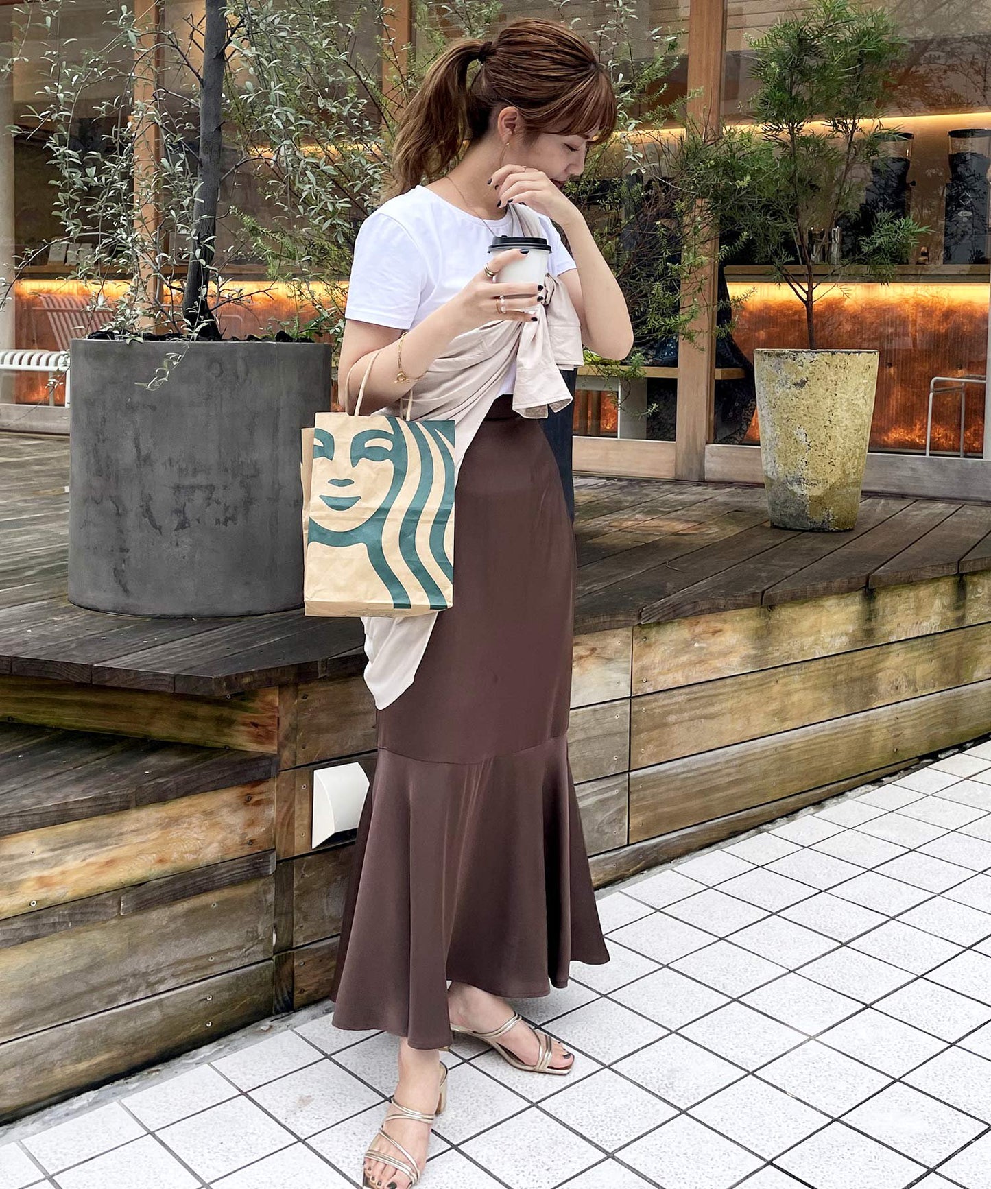 サテンマーメイドスカート
