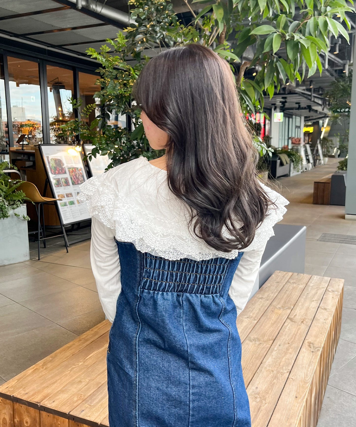 ラウンドカラーレースブラウス