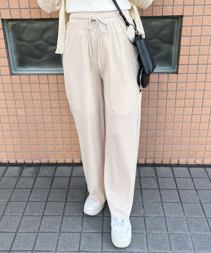 ハイウエストリラックスパンツ